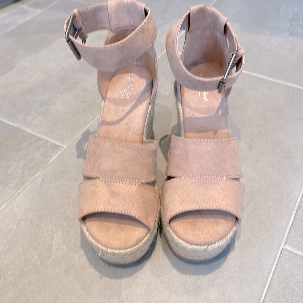 Universal Thread pale pink espadrilles wedge heels.